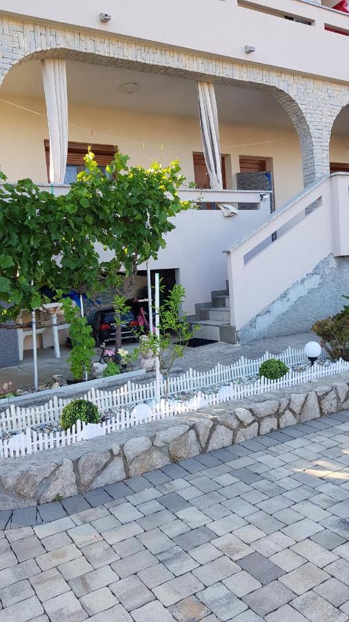 Kabashi Apartment Krk Town Exterior foto